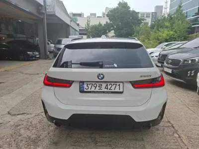 BMW 3-Series 2023, 14289 км, за 28990.24 USD