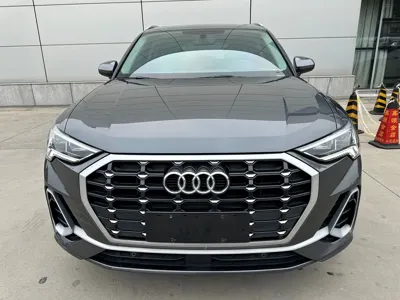 Audi Q3 2022, 22000 км, за 29399.08 USD