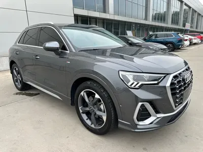 Audi Q3 2022, 22000 км, за 29399.08 USD