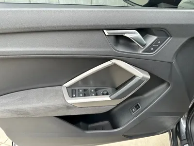 Audi Q3 2022, 22000 км, за 29399.08 USD - фото 12