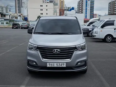 Hyundai Starex 2018, 138414 км, за 6049.97 USD