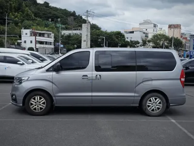 Hyundai Starex 2018, 138414 км, за 6049.97 USD