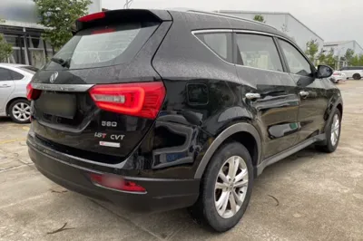 Dongfeng Fengon 580 2017, 112400 км, за 5213 USD