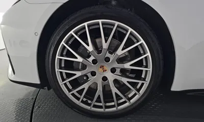 Porsche Panamera 2024, 24527 км, за 108960.22 USD