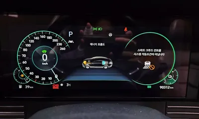 Hyundai Grandeur 2021, 90312 км, за 16518 USD - фото 8
