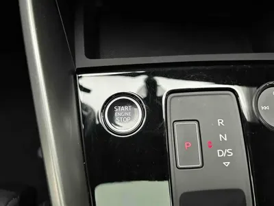 Audi A3 2023, 33300 км, за 23830.65 USD