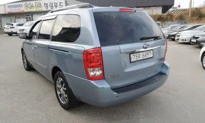 Kia Canival 2013, 161326 км, за 2247.49 USD - фото 6