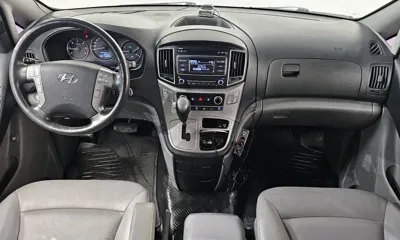 Hyundai Starex 2017, 68062 км, за 8008.4 USD - фото 7