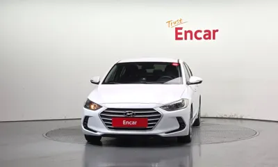 Hyundai Avante 2017, 152413 км, за 5211.73 USD