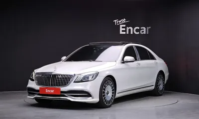 Mercedes-Benz S-Class · 2015 год