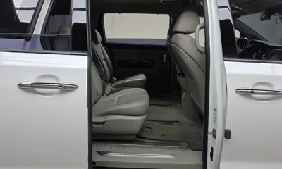 Kia Canival 2019, 95905 км, за 12936.35 USD - фото 11