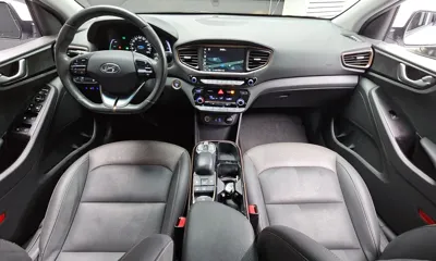 Hyundai Ioniq 2019, 121532 км, за 7614.55 USD - фото 7