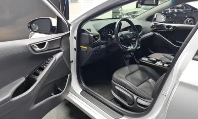 Hyundai Ioniq 2019, 121532 км, за 7614.55 USD - фото 10