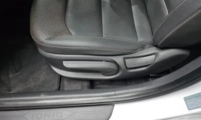 Hyundai Ioniq 2019, 121532 км, за 7614.55 USD - фото 31