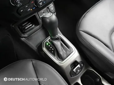 Jeep Renegade 2019, 30722 км, за 9100.95 USD - фото 9
