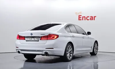 BMW 5-Series 2020, 81420 км, за 17657.87 USD