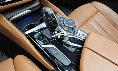 BMW 5-Series 2020, 81420 км, за 17657.87 USD - фото 9