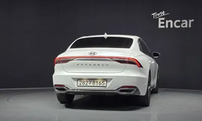 Hyundai Grandeur 2020, 36542 км, за 16474.57 USD