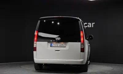 Hyundai Staria 2025, 1170 км, за 24418.82 USD