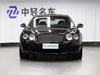 Bentley Flying Spur 2012, 21000 км, за 82105.53 USD