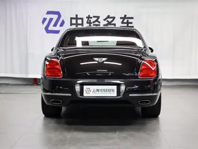 Bentley Flying Spur 2012, 21000 км, за 82105.53 USD