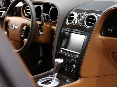 Bentley Flying Spur 2012, 21000 км, за 82105.53 USD - фото 15
