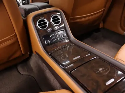 Bentley Flying Spur 2012, 21000 км, за 82105.53 USD - фото 20