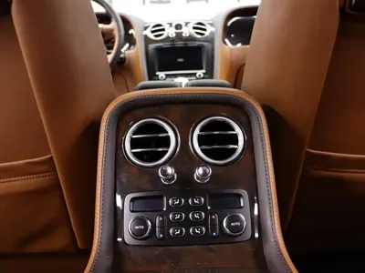Bentley Flying Spur 2012, 21000 км, за 82105.53 USD - фото 21