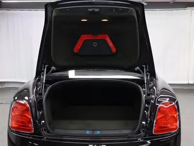 Bentley Flying Spur 2012, 21000 км, за 82105.53 USD - фото 28
