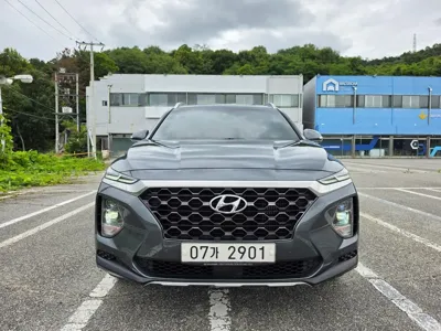 Hyundai Santafe 2019, 156900 км, за 10809.4 USD