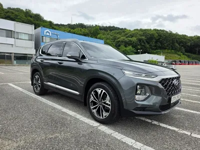 Hyundai Santafe 2019, 156900 км, за 10809.4 USD