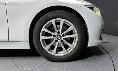 BMW 3-Series 2018, 183319 км, за 8196.73 USD