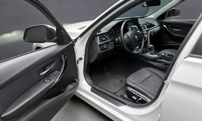 BMW 3-Series 2018, 183319 км, за 8139.69 USD - фото 11