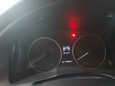 Lexus ES 2013, 244964 км, за 6058.64 USD