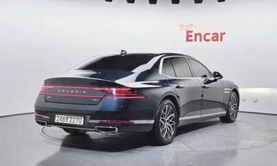 Genesis G90 2023, 115802 км, за 30553.2 USD