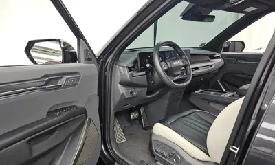 Kia EV9 2024, 53235 км, за 41348.3 USD - фото 10