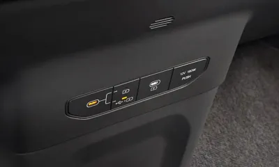 Kia EV9 2024, 53235 км, за 41348.3 USD - фото 26