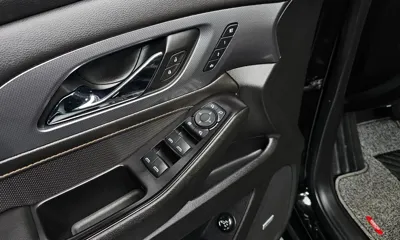 ChevroletGMDaewoo Traverse 2020, 51907 км, за 15157.44 USD - фото 19