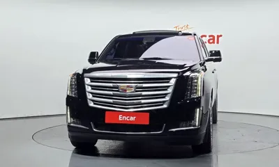 Cadillac Escalade 2018, 91959 км, за 23719.85 USD