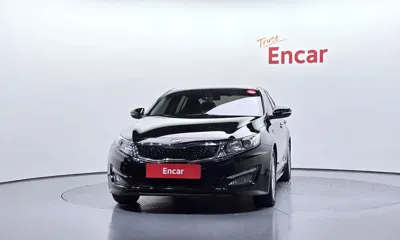 Kia K5 2011, 104698 км, за 3642.38 USD