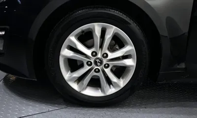 Kia K5 2011, 104698 км, за 3642.38 USD