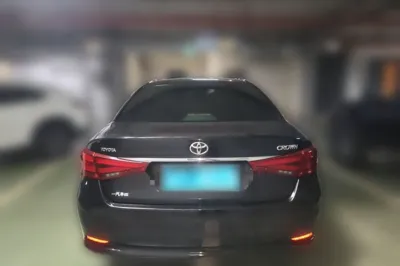 Toyota Crown 2015, 113900 км, за 17314 USD