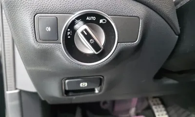 Mercedes-Benz GLA-Class 2018, 112833 км, за 13004.17 USD - фото 19