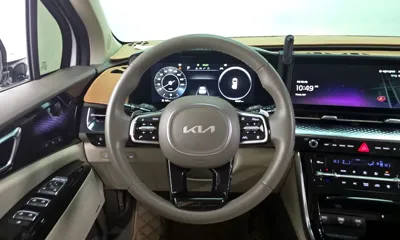 Kia Canival 2023, 46221 км, за 25141.13 USD - фото 13