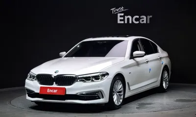 BMW 5-Series · 2018 год