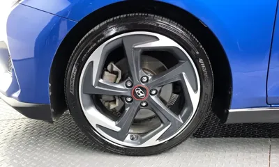 Hyundai Veloster 2018, 121478 км, за 5842.2 USD