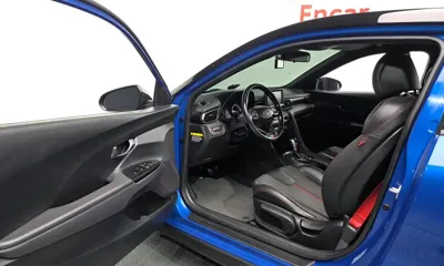Hyundai Veloster 2018, 121478 км, за 5798.05 USD - фото 10