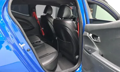 Hyundai Veloster 2018, 121478 км, за 5798.05 USD - фото 11