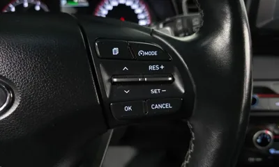 Hyundai Veloster 2018, 121478 км, за 5798.05 USD - фото 17
