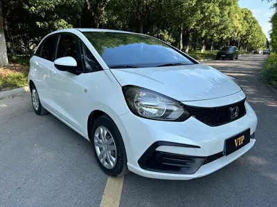 Honda Fit 2023, 8000 км, за 8381.36 USD